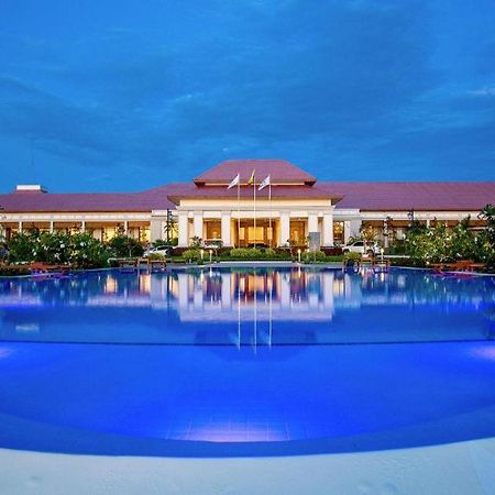 Horizon Lake View Resort Naypyidaw Exterior foto